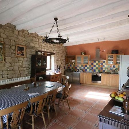 Casa Amparo Bed & Breakfast San Martín de Unx Exterior photo